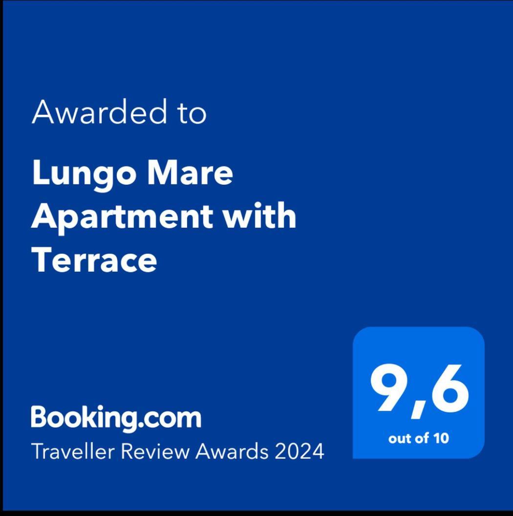 Lungo Mare Apartment With Terrace Pula Luaran gambar